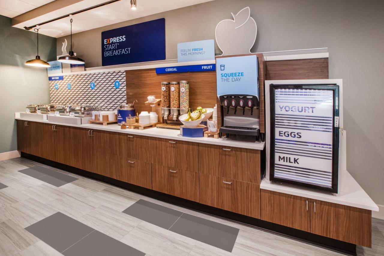 Holiday Inn Express & Suites Nevada By Ihg Ngoại thất bức ảnh