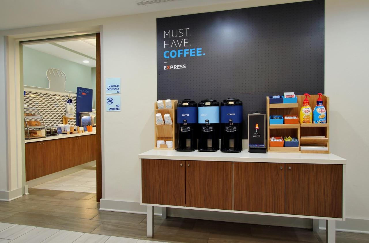 Holiday Inn Express & Suites Nevada By Ihg Ngoại thất bức ảnh