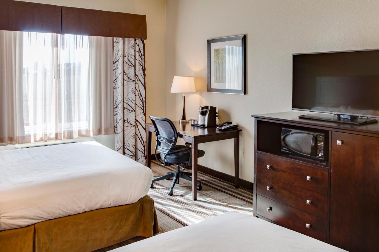 Holiday Inn Express & Suites Nevada By Ihg Phòng bức ảnh