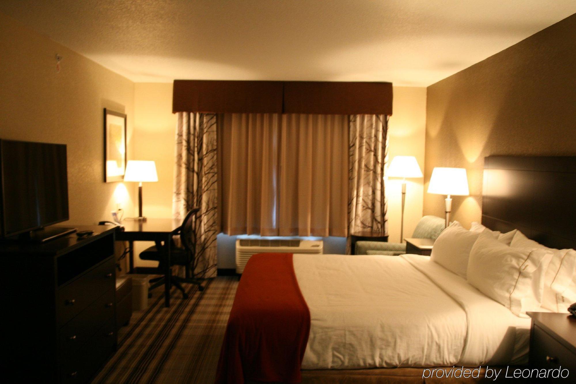 Holiday Inn Express & Suites Nevada By Ihg Ngoại thất bức ảnh