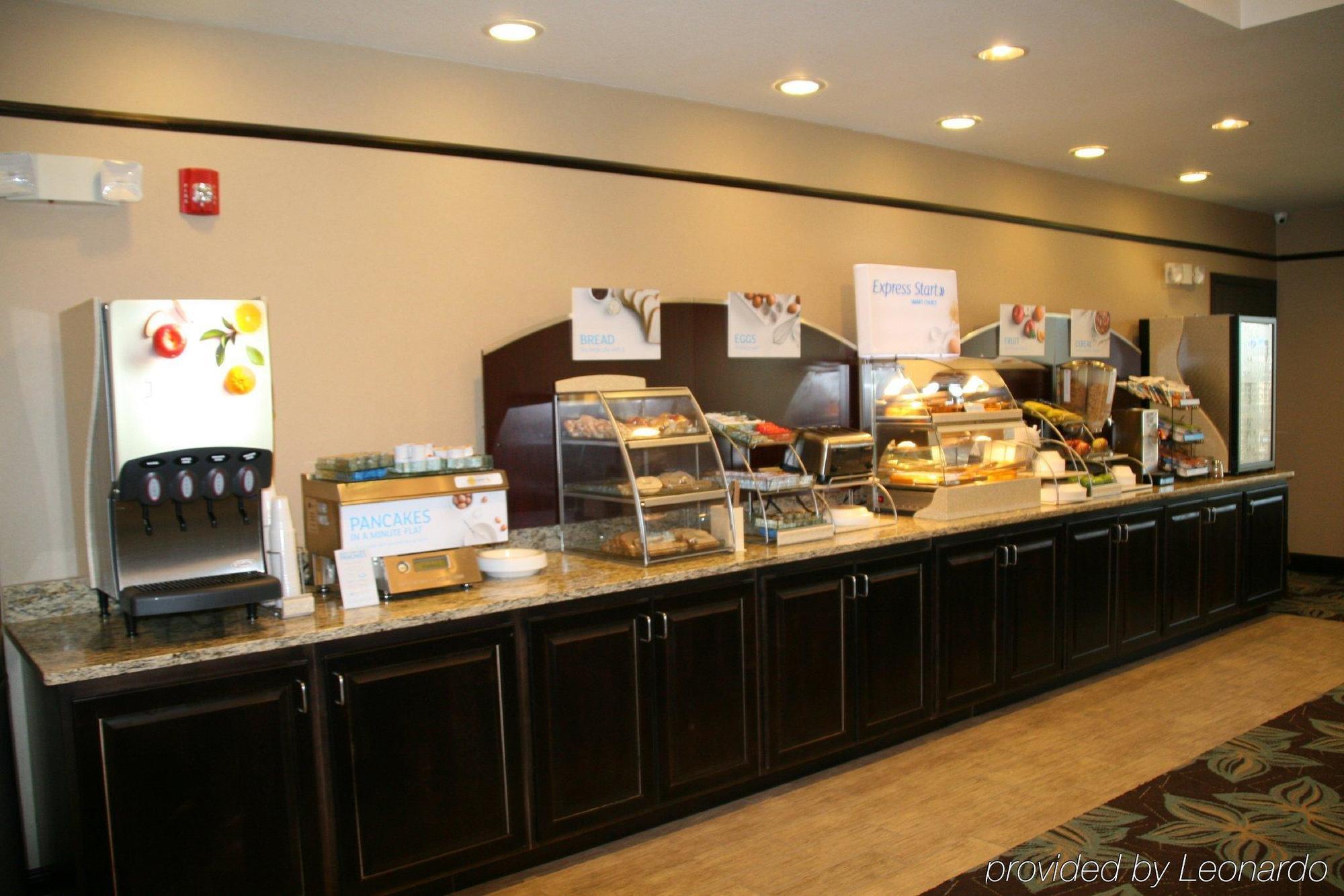 Holiday Inn Express & Suites Nevada By Ihg Ngoại thất bức ảnh