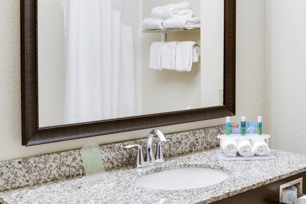 Holiday Inn Express & Suites Nevada By Ihg Ngoại thất bức ảnh